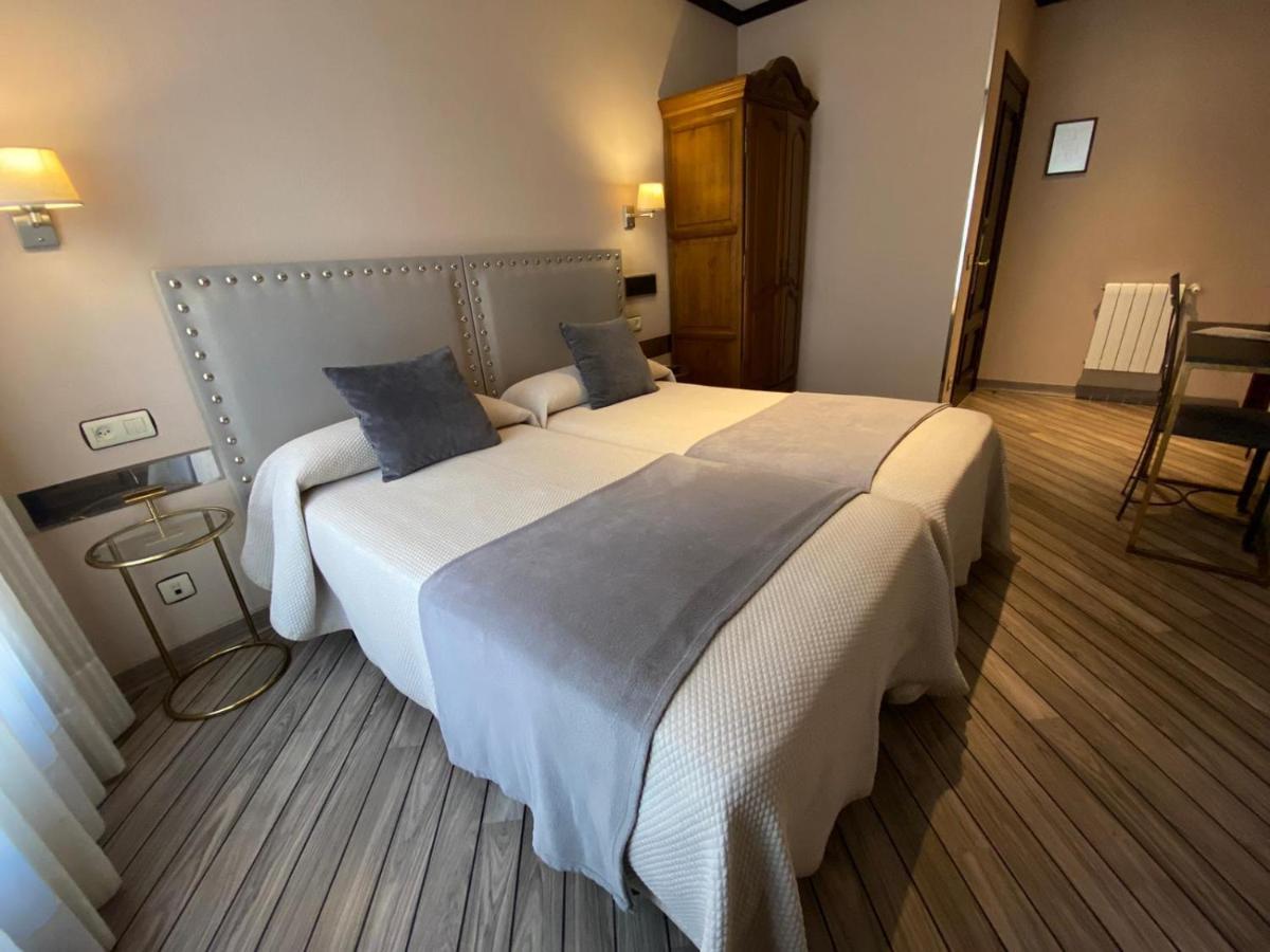 Hotel Los Molinos Лянес Екстериор снимка